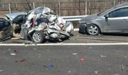 车事故爆料最新新闻消息,事故现场惊心动魄，细节披露引关注”